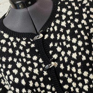 Vtg Dia Duck Hand Knitted Sweater Cardigan XL